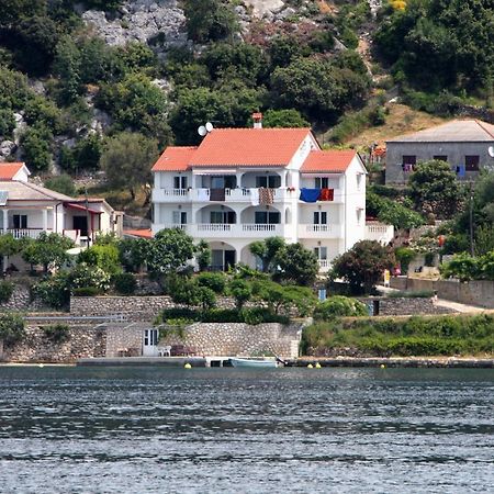Apartments And Rooms By The Sea Supetarska Draga - Gornja, Rab - 11579 Dış mekan fotoğraf