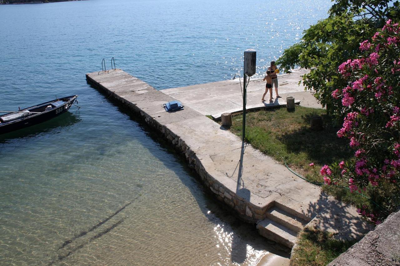 Apartments And Rooms By The Sea Supetarska Draga - Gornja, Rab - 11579 Dış mekan fotoğraf