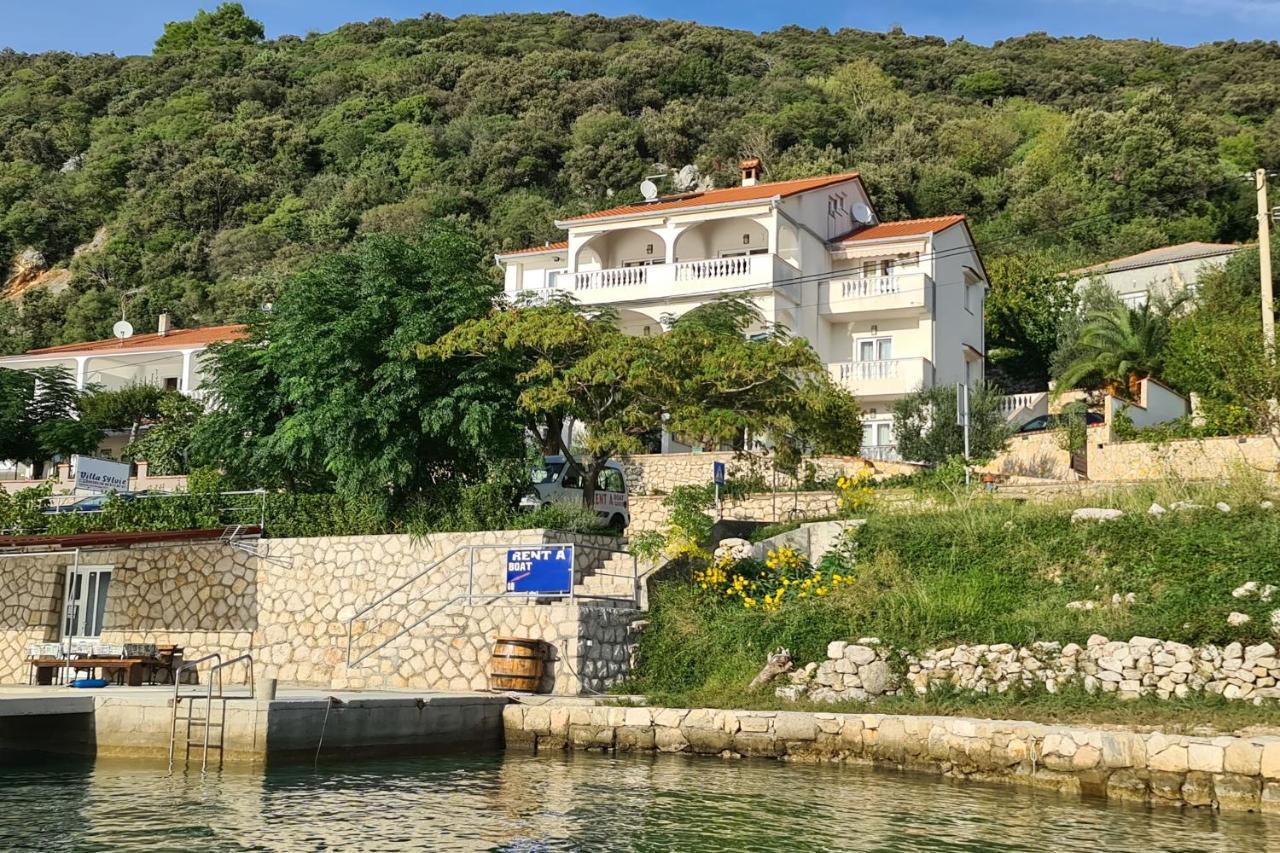 Apartments And Rooms By The Sea Supetarska Draga - Gornja, Rab - 11579 Dış mekan fotoğraf